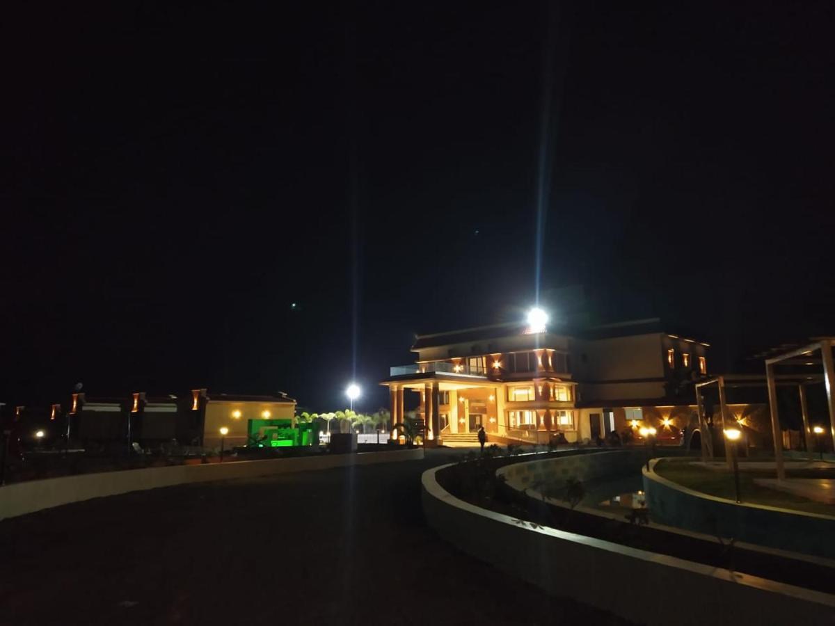 Flamingo Club And Resort Una 3 Km Away From Diu Check Post Zewnętrze zdjęcie
