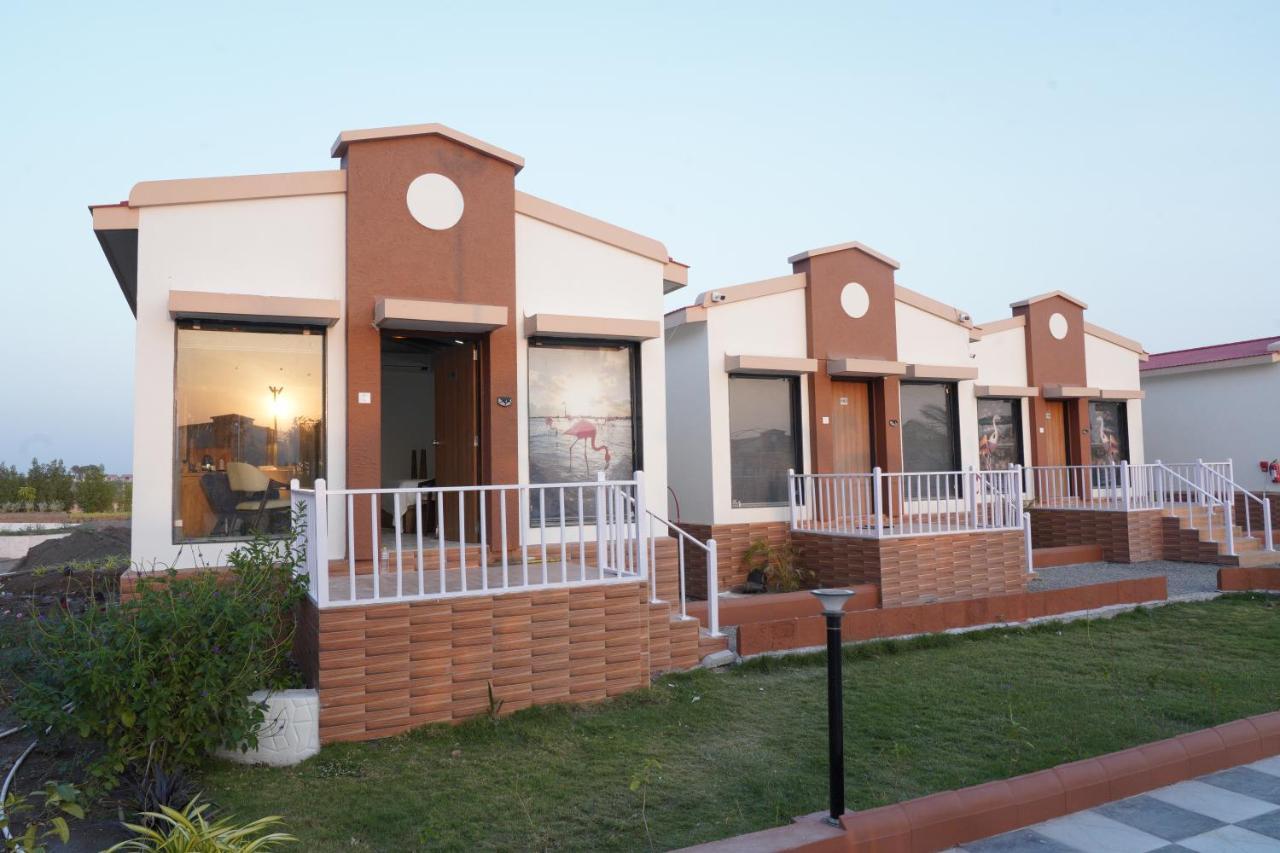 Flamingo Club And Resort Una 3 Km Away From Diu Check Post Zewnętrze zdjęcie
