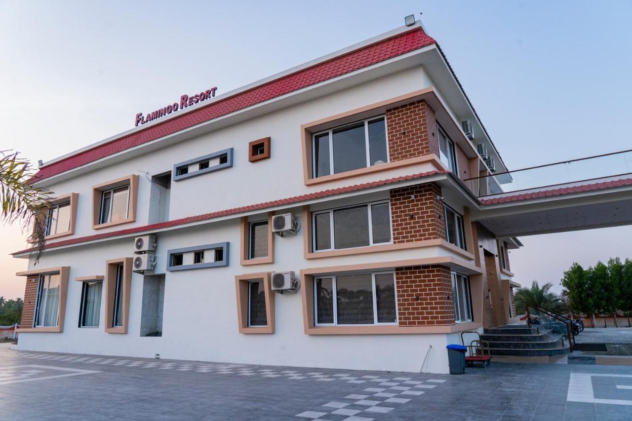Flamingo Club And Resort Una 3 Km Away From Diu Check Post Zewnętrze zdjęcie