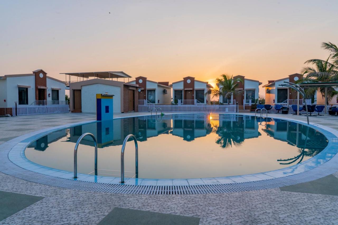 Flamingo Club And Resort Una 3 Km Away From Diu Check Post Zewnętrze zdjęcie