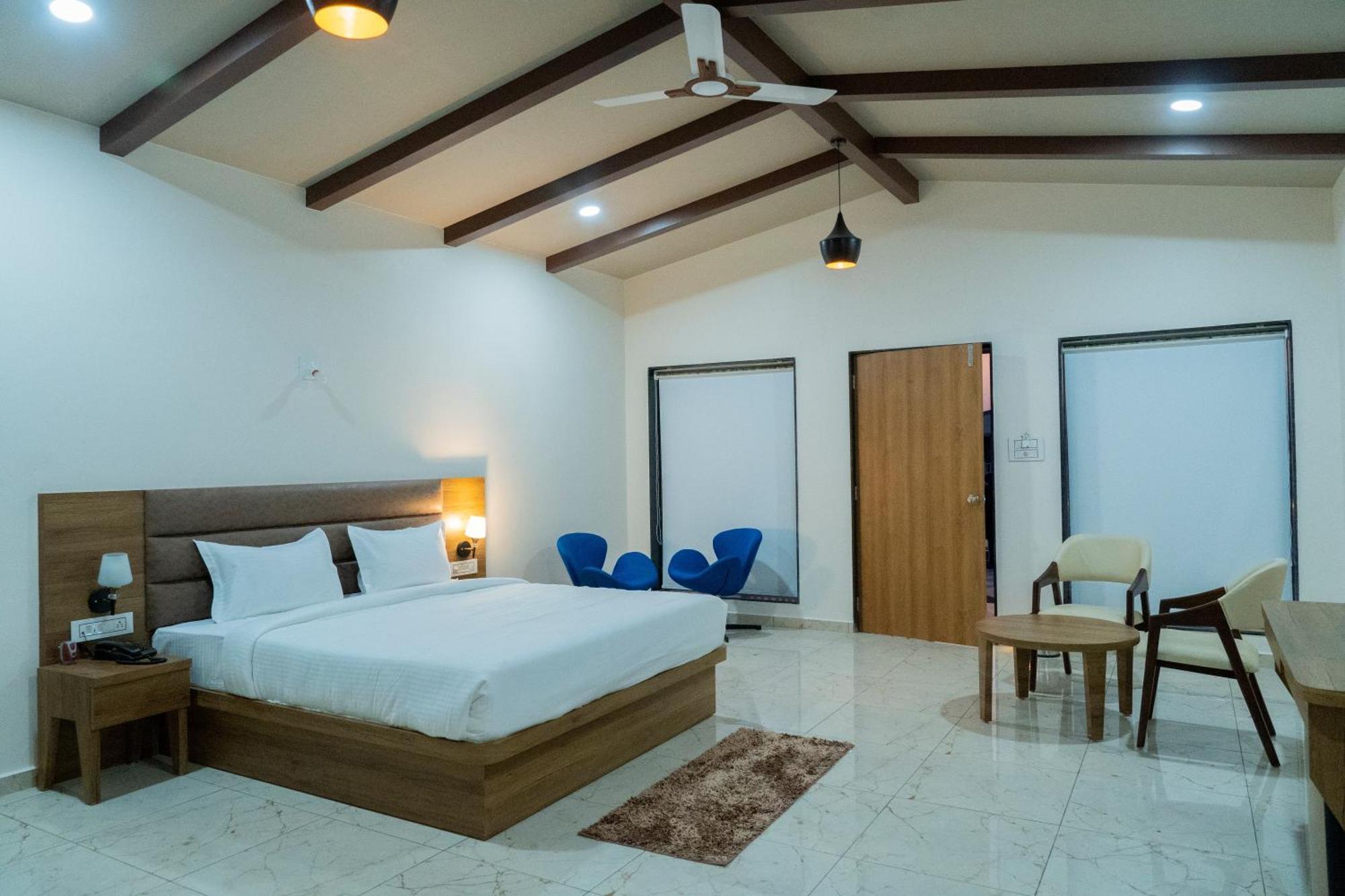 Flamingo Club And Resort Una 3 Km Away From Diu Check Post Zewnętrze zdjęcie